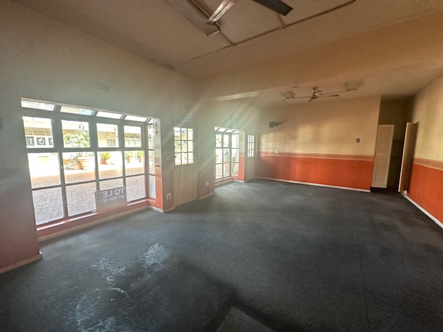 To Let commercial Property for Rent in Plumstead Western Cape